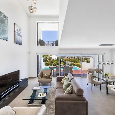 Elle Design By Ocvillas - Private Heated Pool And Jacuzzi Villa