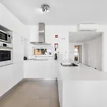 Elle Design By Ocvillas - Private Heated Pool And Jacuzzi فيلة البوفيرا