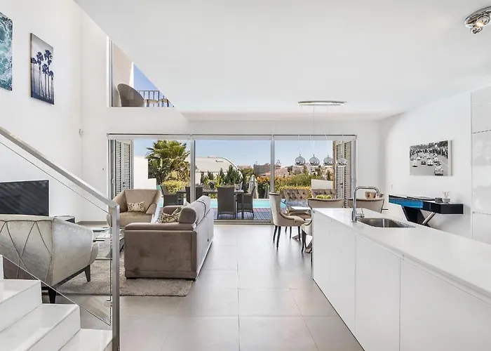 ヴィラ Elle Design By Ocvillas - Private Heated Pool And Jacuzzi *