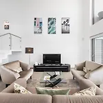 Elle Design By Ocvillas - Private Heated Pool And Jacuzzi Villa