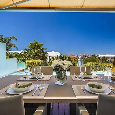 Elle Design By Ocvillas - Private Heated Pool And Jacuzzi Βίλα Αλμπουφέιρα