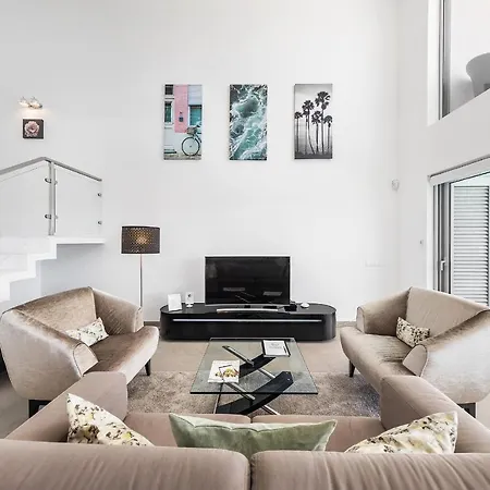 Elle Design By Ocvillas - Private Heated Pool And Jacuzzi Βίλα